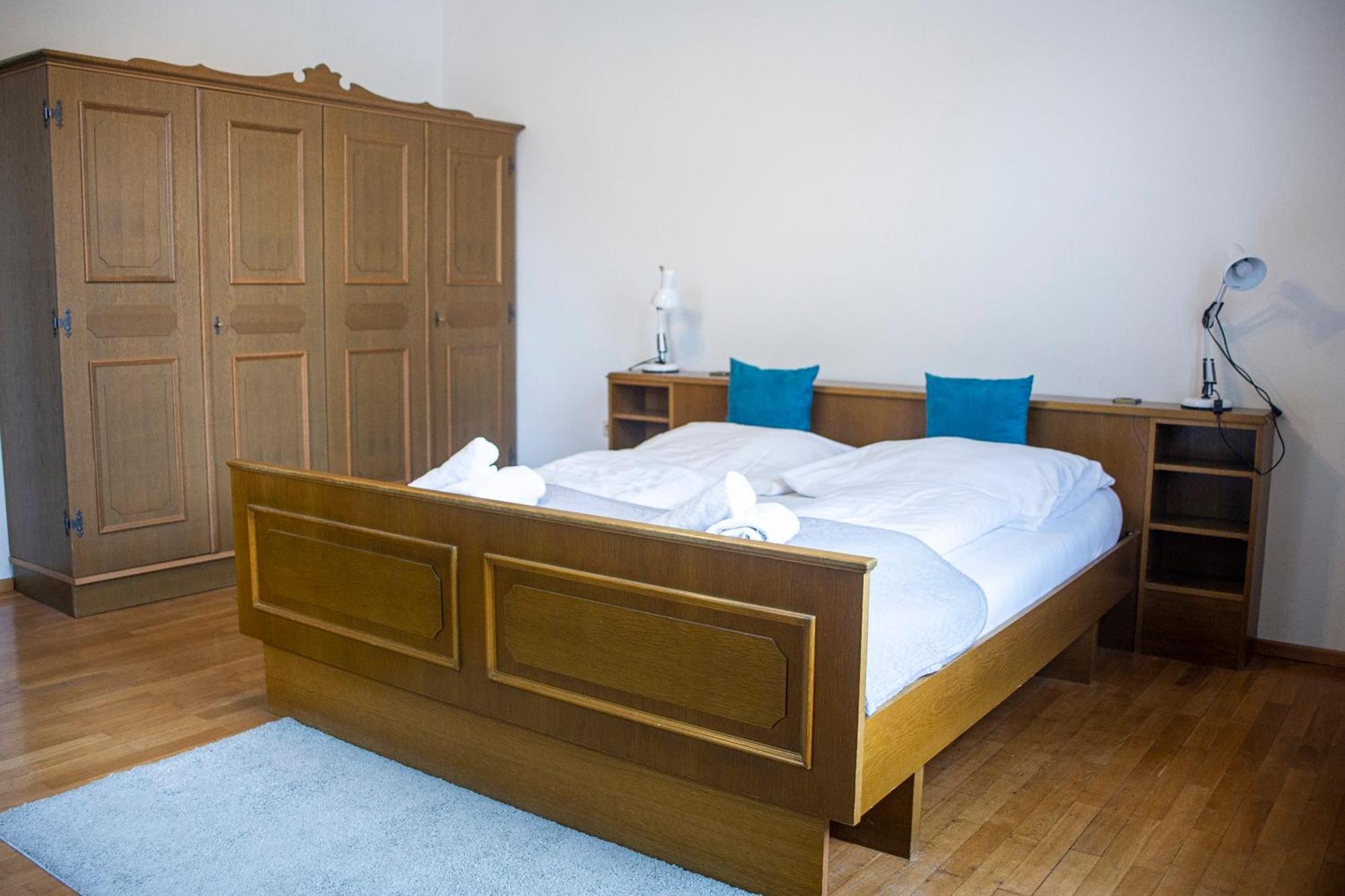 Trend Lokal-Rooms-Bar Frohnleiten Kültér fotó